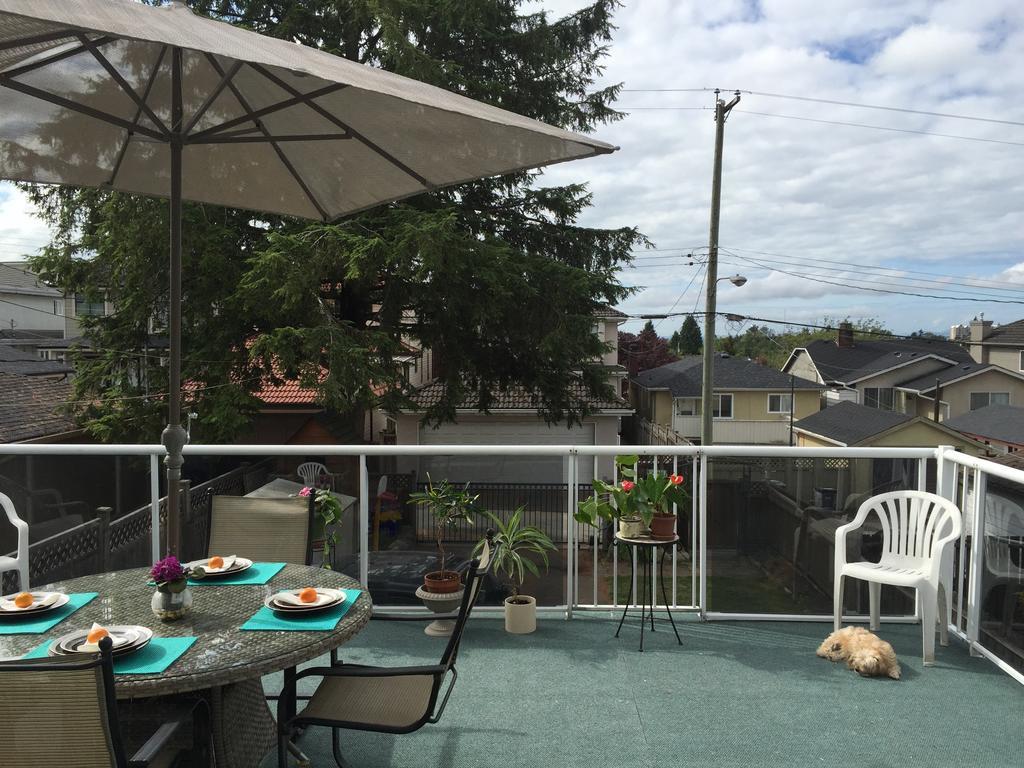 Cozy Bedrooms Guest House Vancouver Bagian luar foto