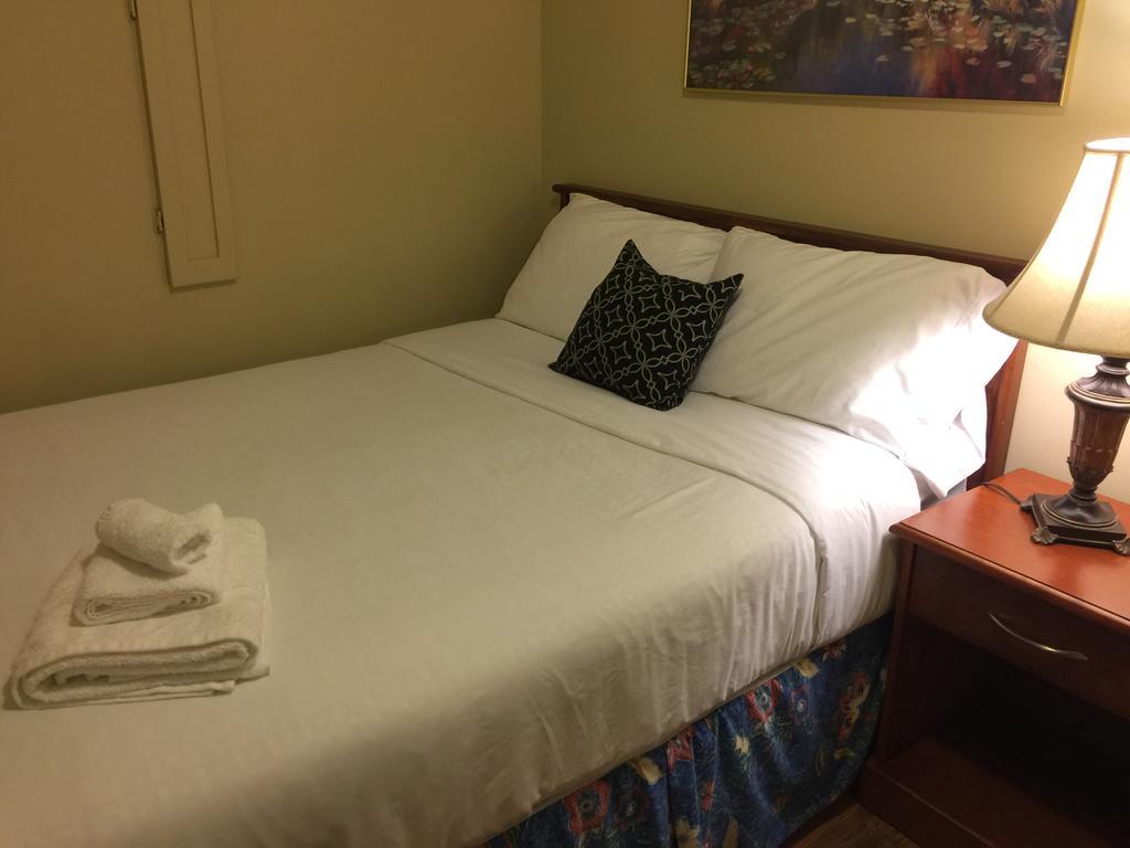 Cozy Bedrooms Guest House Vancouver Bagian luar foto