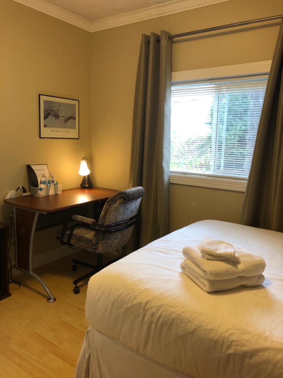 Cozy Bedrooms Guest House Vancouver Bagian luar foto