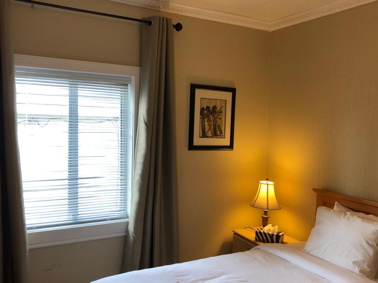 Cozy Bedrooms Guest House Vancouver Bagian luar foto